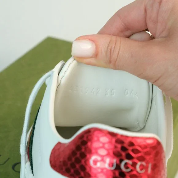 Gucci Ace Bee Sneakers, White, EU 35 - Picture 5 of 9